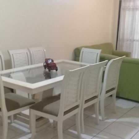 Apartamento De 2 Domitorios E 1 Garagem No Centro De Bombinhas 50 Metros Da Praia Na Avenida Principal Proximo Ao Shopping Punta Blu Экстерьер фото
