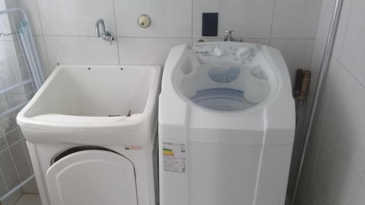 Apartamento De 2 Domitorios E 1 Garagem No Centro De Bombinhas 50 Metros Da Praia Na Avenida Principal Proximo Ao Shopping Punta Blu Экстерьер фото