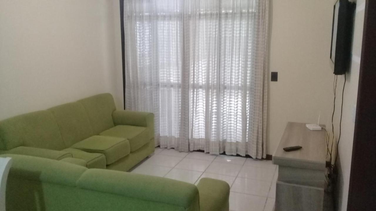 Apartamento De 2 Domitorios E 1 Garagem No Centro De Bombinhas 50 Metros Da Praia Na Avenida Principal Proximo Ao Shopping Punta Blu Экстерьер фото