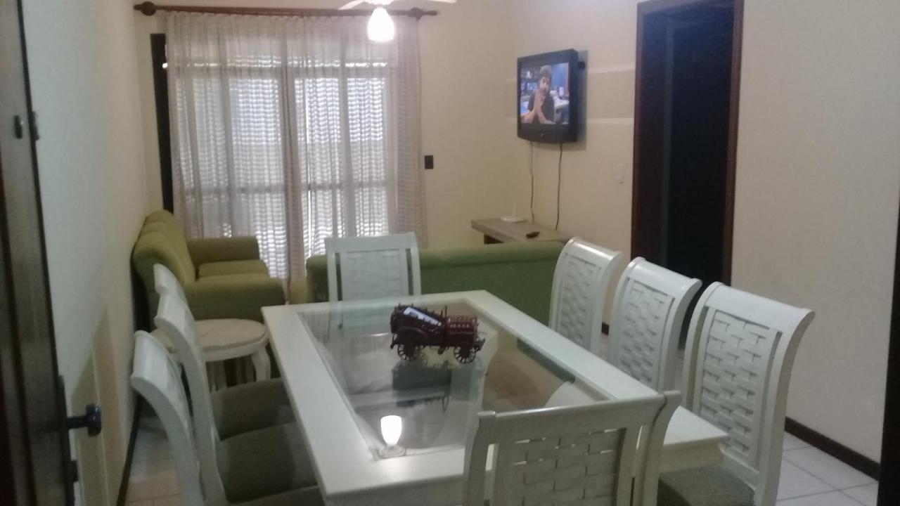 Apartamento De 2 Domitorios E 1 Garagem No Centro De Bombinhas 50 Metros Da Praia Na Avenida Principal Proximo Ao Shopping Punta Blu Экстерьер фото